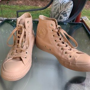 Tan hightop Converse